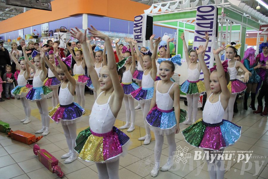 Ночь распродаж в ТЦ «Апельсин»