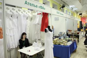 Шестая великолукская универсальная выставка открылась в Великих Луках (фото + видео)