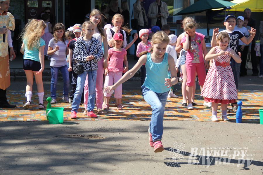 День защиты детей отпраздновали В Великих Луках (фото)
