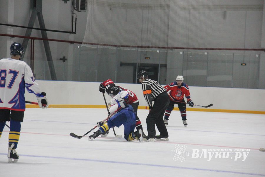 В Великих Луках открыли «Айсберг» (ФОТО)