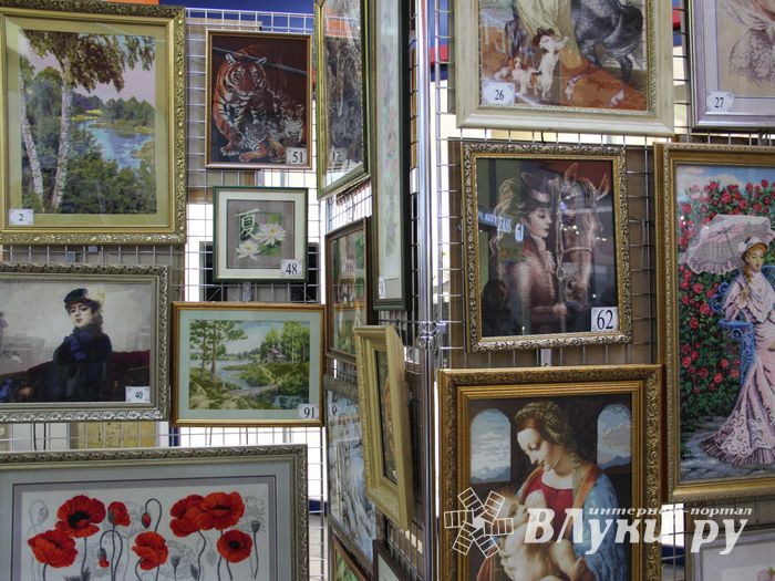 В Великих Луках прошел конкурс-выставка вышивки и бисера (ФОТО)