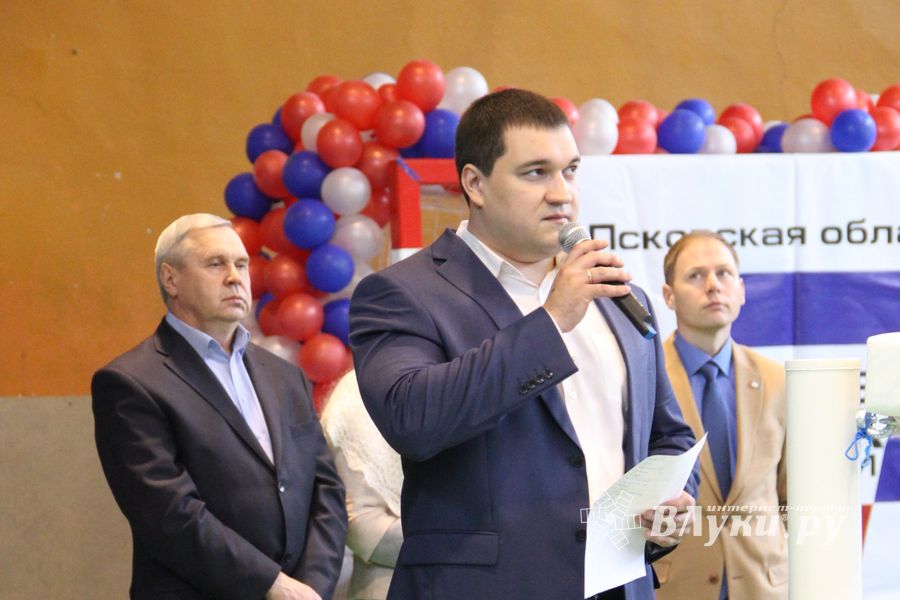 В Великих Луках прошел межрегиональный Открытый Кубок по смешанному боевому единоборству (фото)