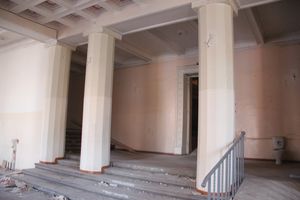 В театре не могут быть пластиковые окна... (фото)