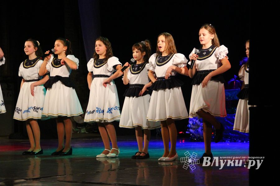 В ГДК им. Ленина встречают Новый год (ФОТО)