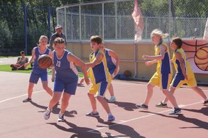 «Оранжевый мяч» в Великих Луках в День физкультурника (ФОТО)