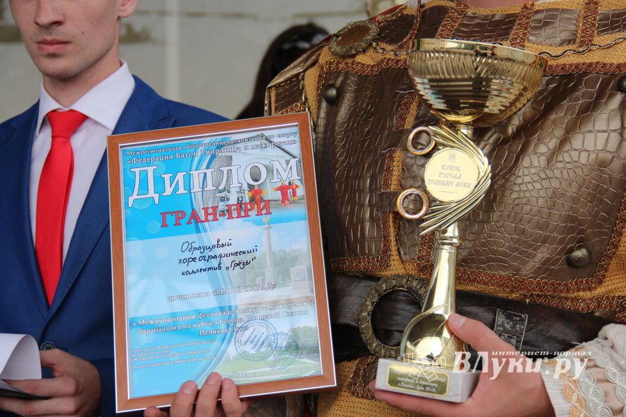 Лучшие мажоретки и барабанщицы награждены (ФОТО)