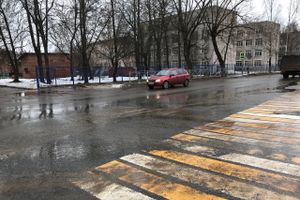 На Гастелло забил «родник» (ФОТО, ВИДЕО)