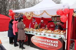 В Великих Луках состоялись проводы Широкой Масленицы — 2015