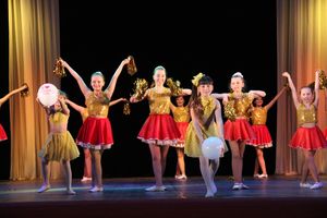 «Великолукская Веснянка» на сцене ДК ЛК