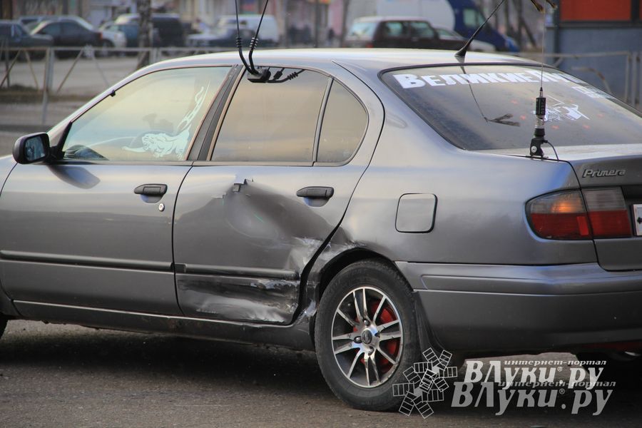 Фотофакт: ДТП на перекрестке Гагарина-Дьяконова