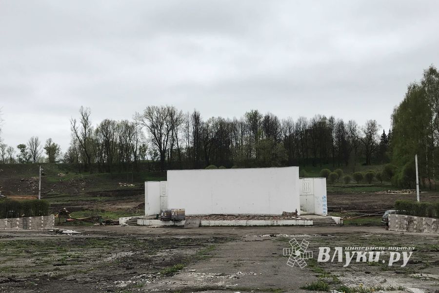 В будущем Петровском парке завершается очередной этап работ (ФОТО)