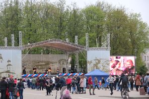 В Великих Луках прогремел праздничный салют в честь Дня Победы (ФОТО)