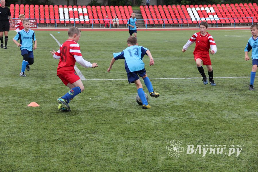 «Кожаный мяч» в Великих Луках