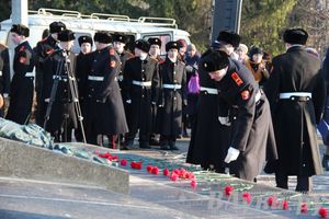 90-летие со дня рождения Александра Матросова. Митинг и возложение цветов к памятнику