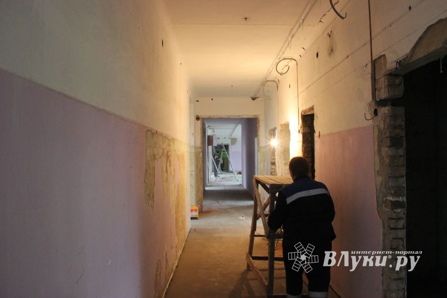 В школе №17 полных ходом идёт ремонт (ФОТО)