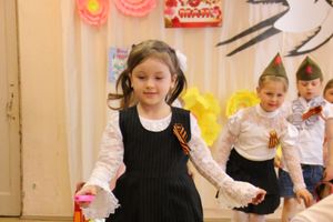 Юные великолучане отметили День победы (ФОТО)