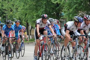 Гонка-критериум по велосипедному спорту
