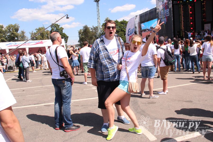 Великолучане посетили ежегодный open-air Europa Plus LIVE (фото)