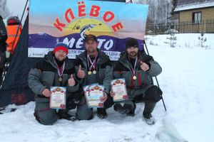 На Пореченском озере прошел Чемпионат города Великие Луки по ловле рыбы на блесну со льда (ФОТО)