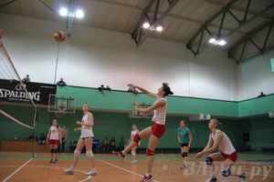 Женская команда «Спартак» стала обладателем Кубка города по волейболу (фото)