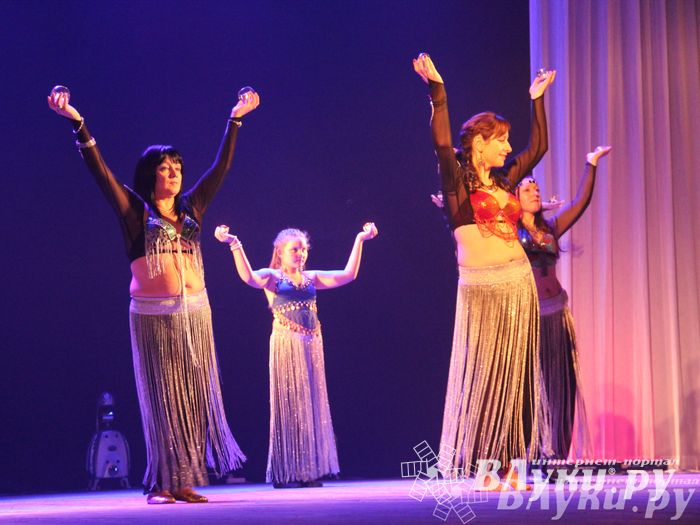 Фестиваль восточного танца «Мафраш» прошел в Великих Луках (фото)