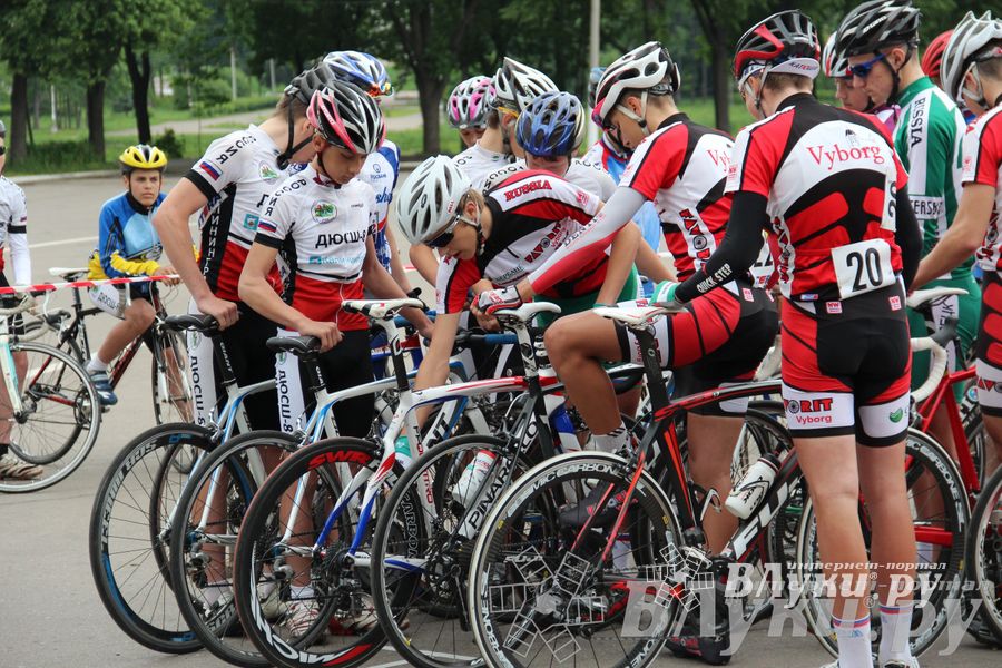 Гонка-критериум по велосипедному спорту