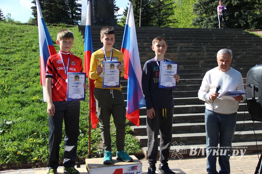 В Великих Луках чествовали лучших велосипедистов (ФОТО)