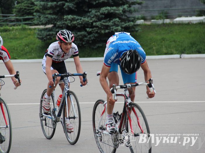 Гонка-критериум по велосипедному спорту