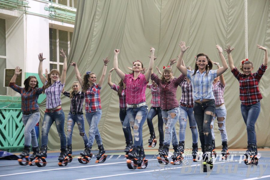 «Парад гимнастики» прошел в Великих Луках (фото)