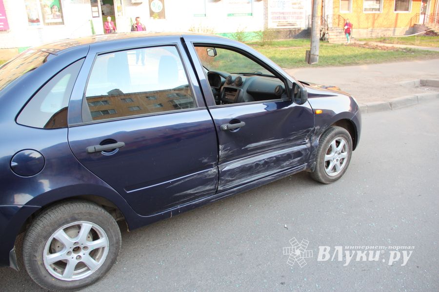 ДТП на пр. Октябрьском (ФОТО)