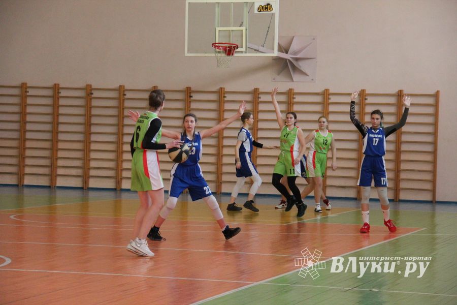 Велуколучанки стали победителями на Традиционном турнире по баскетболу (ФОТО)