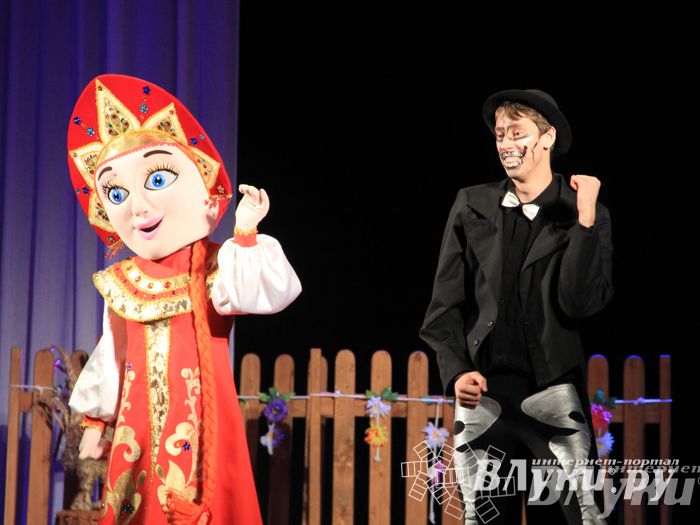 Состоялась премьера спектакля «Однажды в сказке...» (фото)