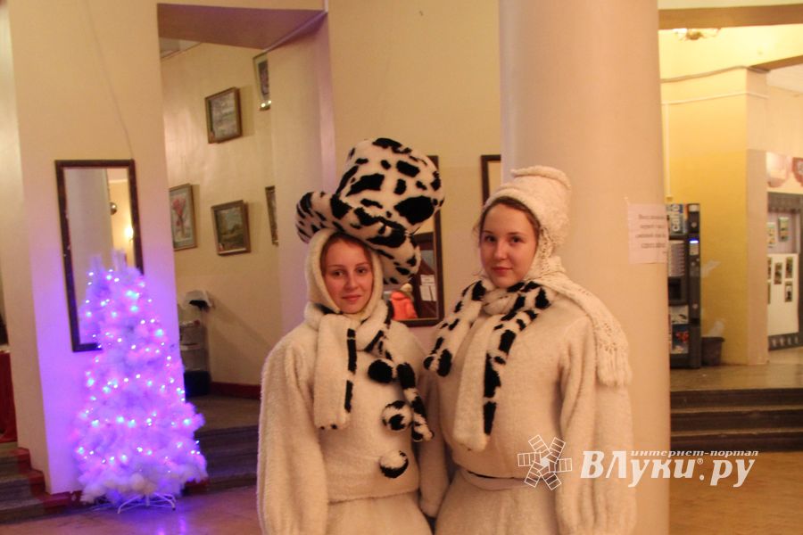 В городском ДК им. Ленина состоялась премьера музыкальной сказки «Буратино»