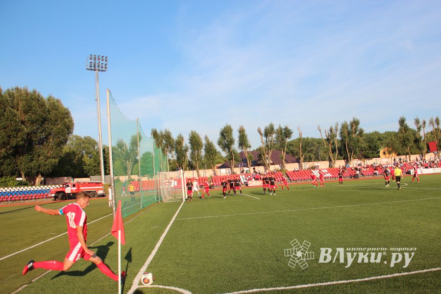 Хороший футбол без забитых мячей — «Луки-Энергия» сыграла с «Локомотив-Казанка» (ФОТО)