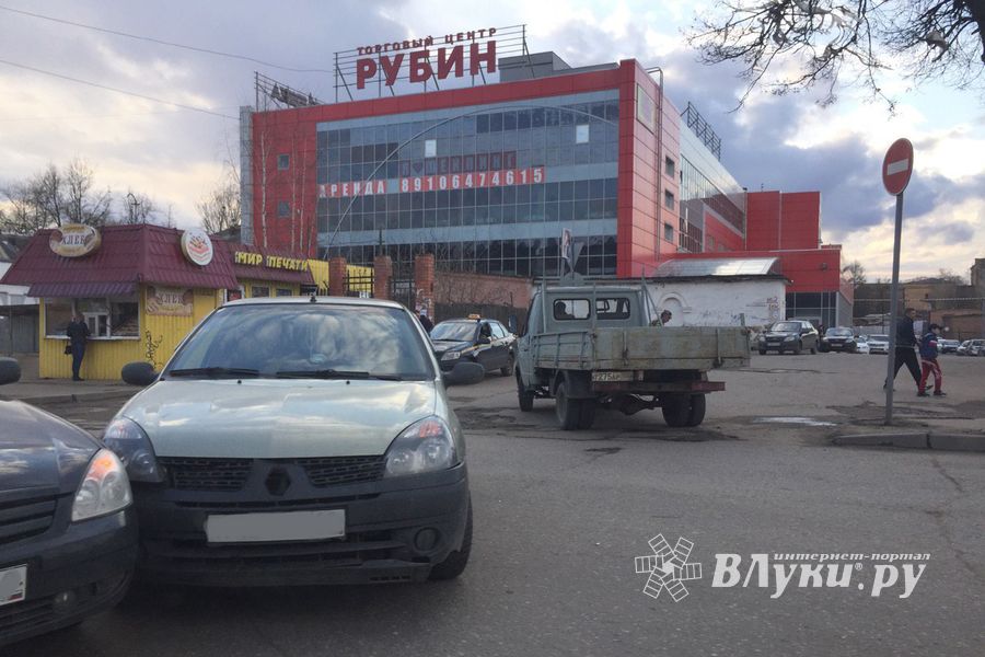 ДТП на Октябрьском (ФОТО)