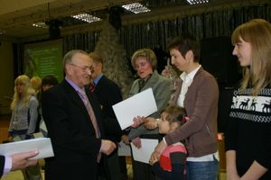 Город чествовал лучших из лучших