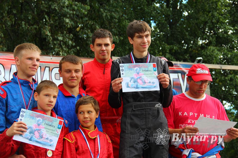 ​Великолучанин Николай Маркевич стал серебряным призером чемпионата г. Великие Луки по картингу (фото)