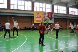 В Великих Луках прошли областные соревнования «Папа, мама, я - спортивная семья» (ФОТО)