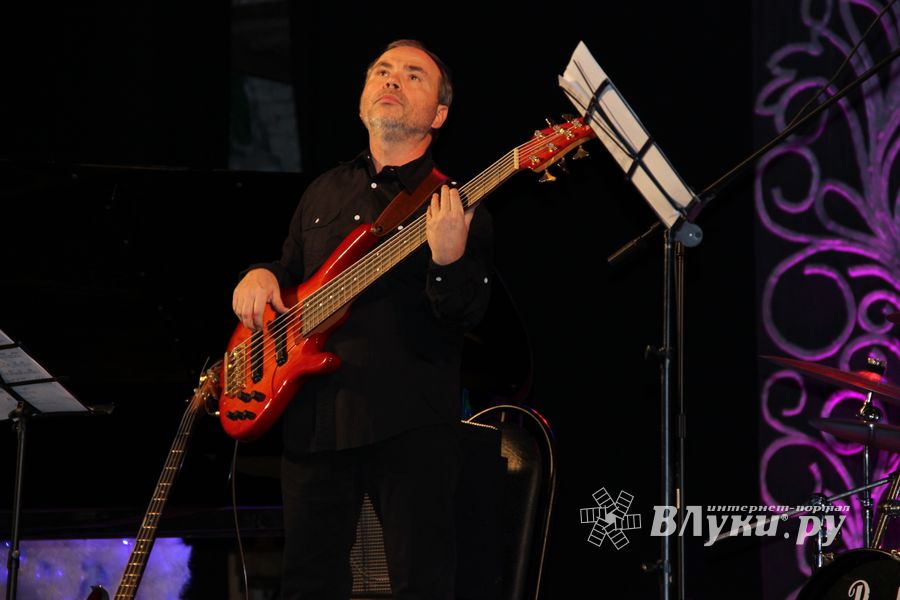 В Великих Луках состоялся концерт «Рождественский джаз» (фото)