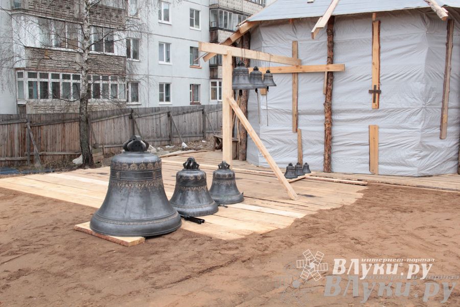 Освящение колоколов храма святителя Тихона