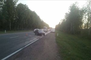 Один человек погиб и четверо пострадали в тройном ДТП в Псковском районе (фото)