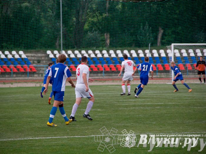 Футбольный матч «Экспресс-2» — «КПРФ»