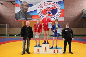 В Великих Луках прошли соревнования по самбо (ФОТО)