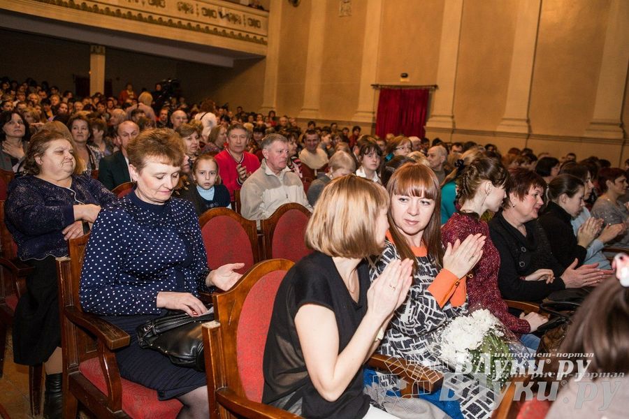 Знаменитый великолукский коллектив спортивного танца «Элегия» отметил свой юбилей