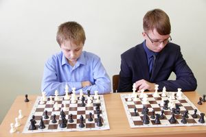 ​«Сказочные бои» прошли в великолукской школе № 13 (ФОТО)