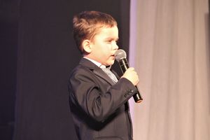 Юные артисты ГДК им. Ленина отметили «Мамин день» (ФОТО)