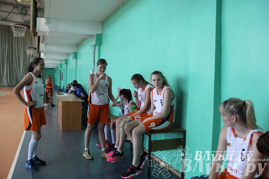 Кубок г. Великие Луки 2014 по баскетболу (фото)