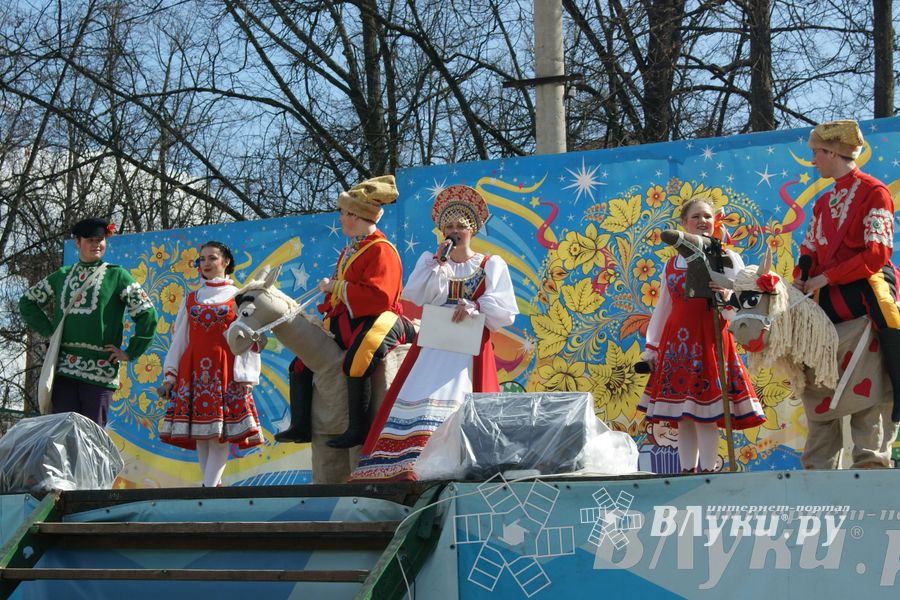 Весенняя ярмарка 2013 прошла в Великих Луках