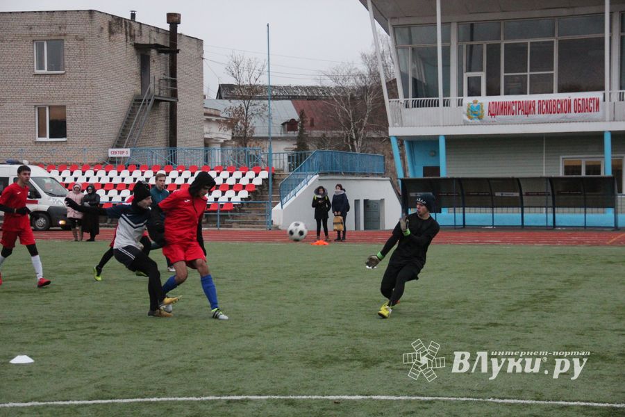 В Великих Луках подведены итоги Лиги Дворового Футбола Псковской области (ФОТО)