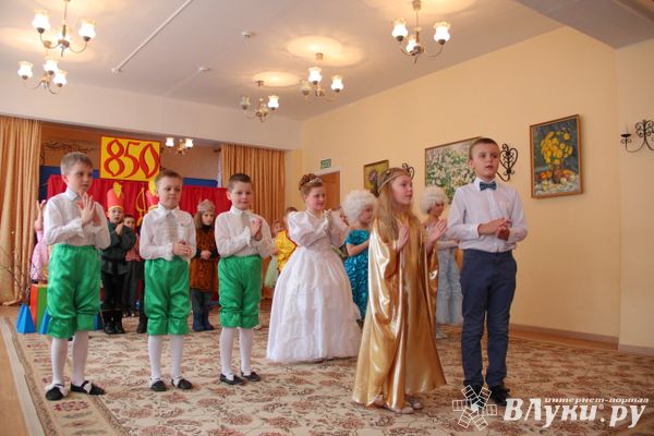 В Великих Луках наградили победителей фестиваля «Великолукская веснянка» (фото)